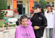 H&agrave;nh Tr&igrave;nh 1 Th&aacute;ng Thực H&agrave;nh Hơn 100 Mẫu Đầu Thật Của Học Vi&ecirc;n LEK Barber Academy