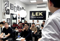 Một ng&agrave;y của học vi&ecirc;n tại LEK Barber Academy diễn ra như thế n&agrave;o?