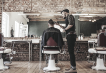 Các tiệm cắt tóc trên khắp thế giới: Những truyền thống chăm sóc tóc độc đáo bạn cần biết