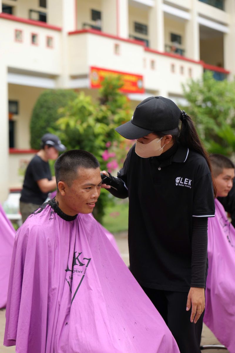 Học Nghề Barber