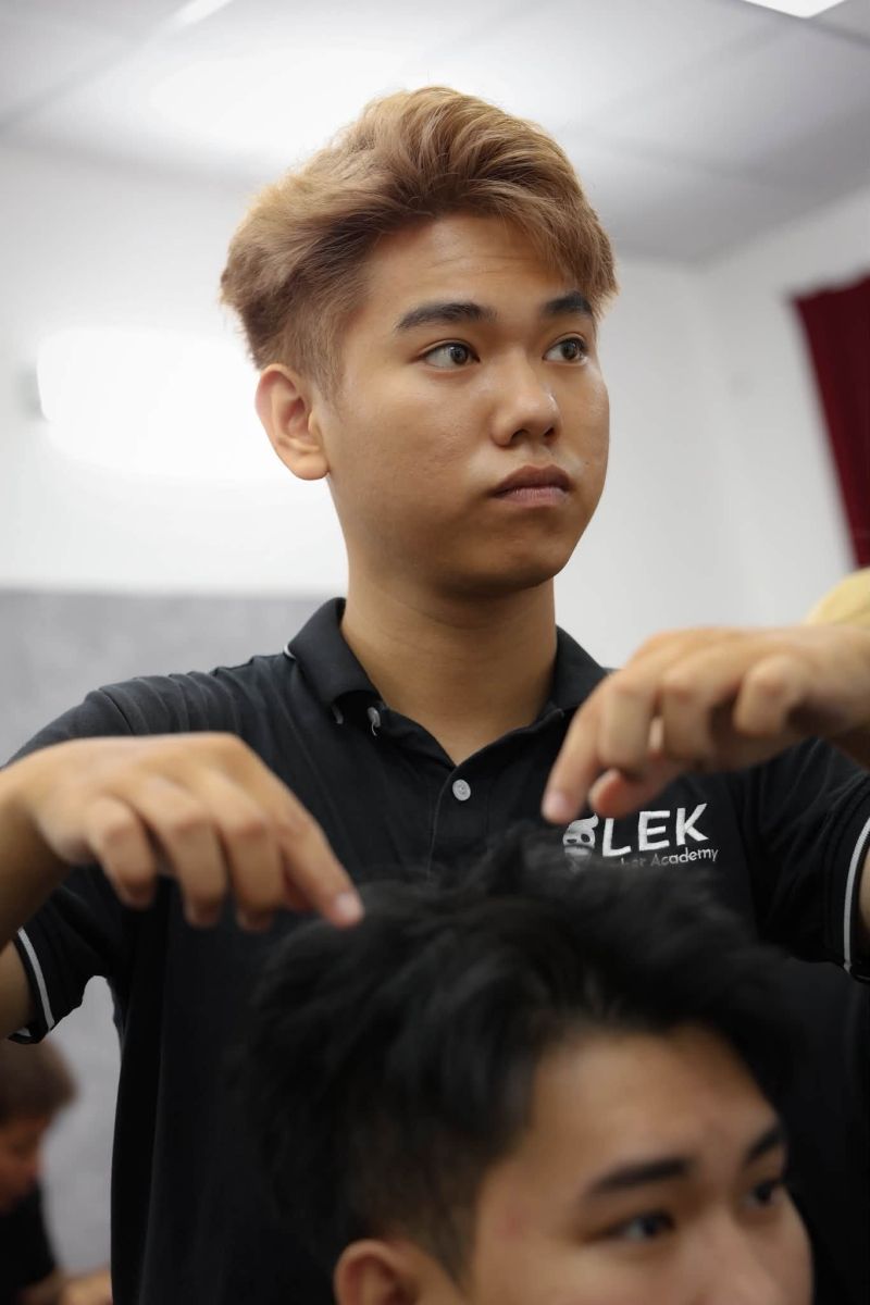 LEK Barber Academy