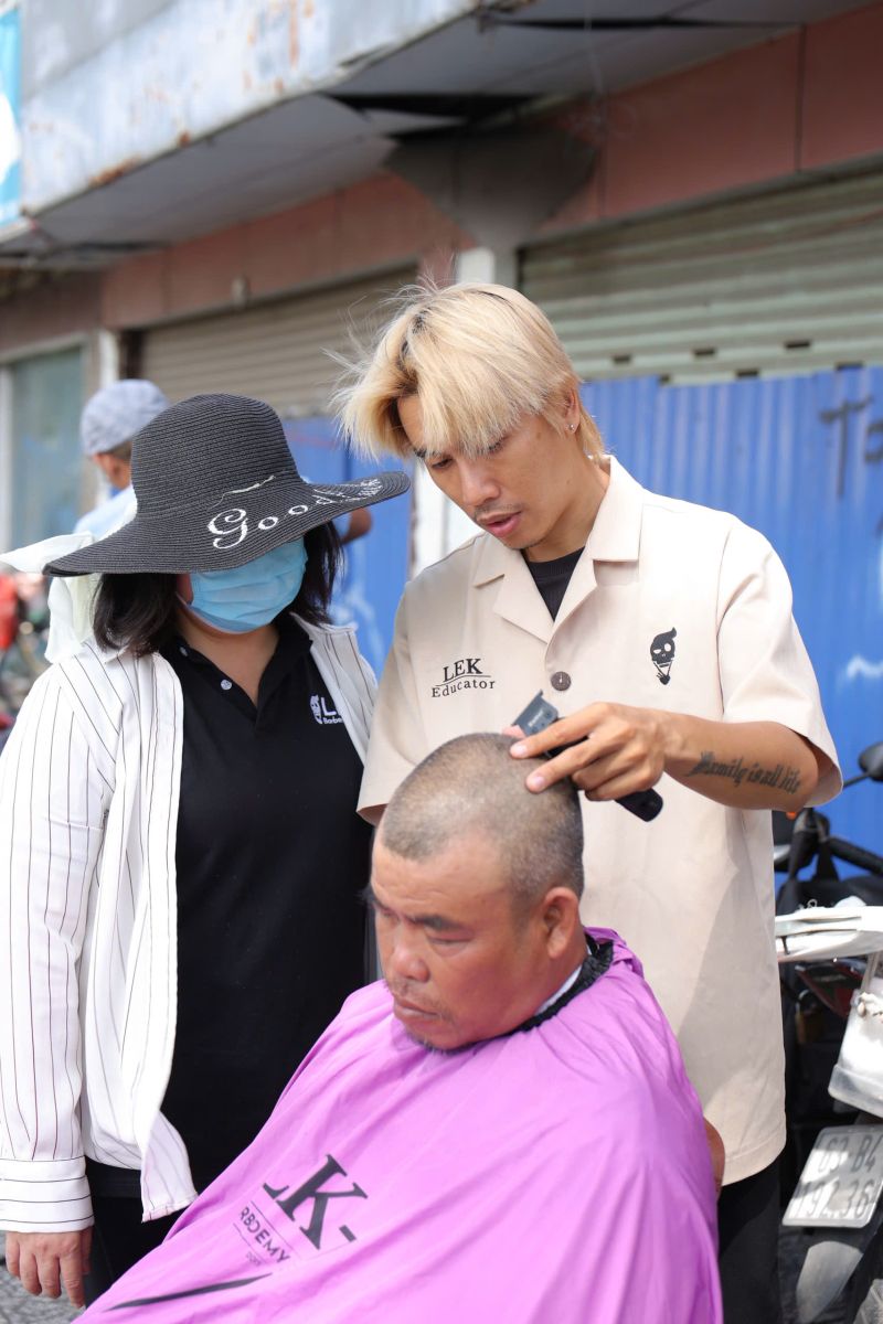 Thực hành cắt tóc điểm lưu động
