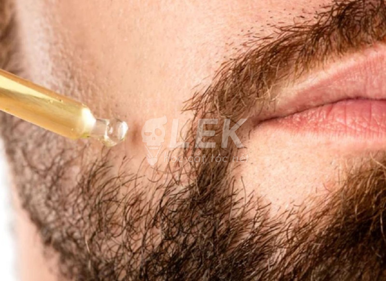 Chăm sóc da sau khi cạo râu