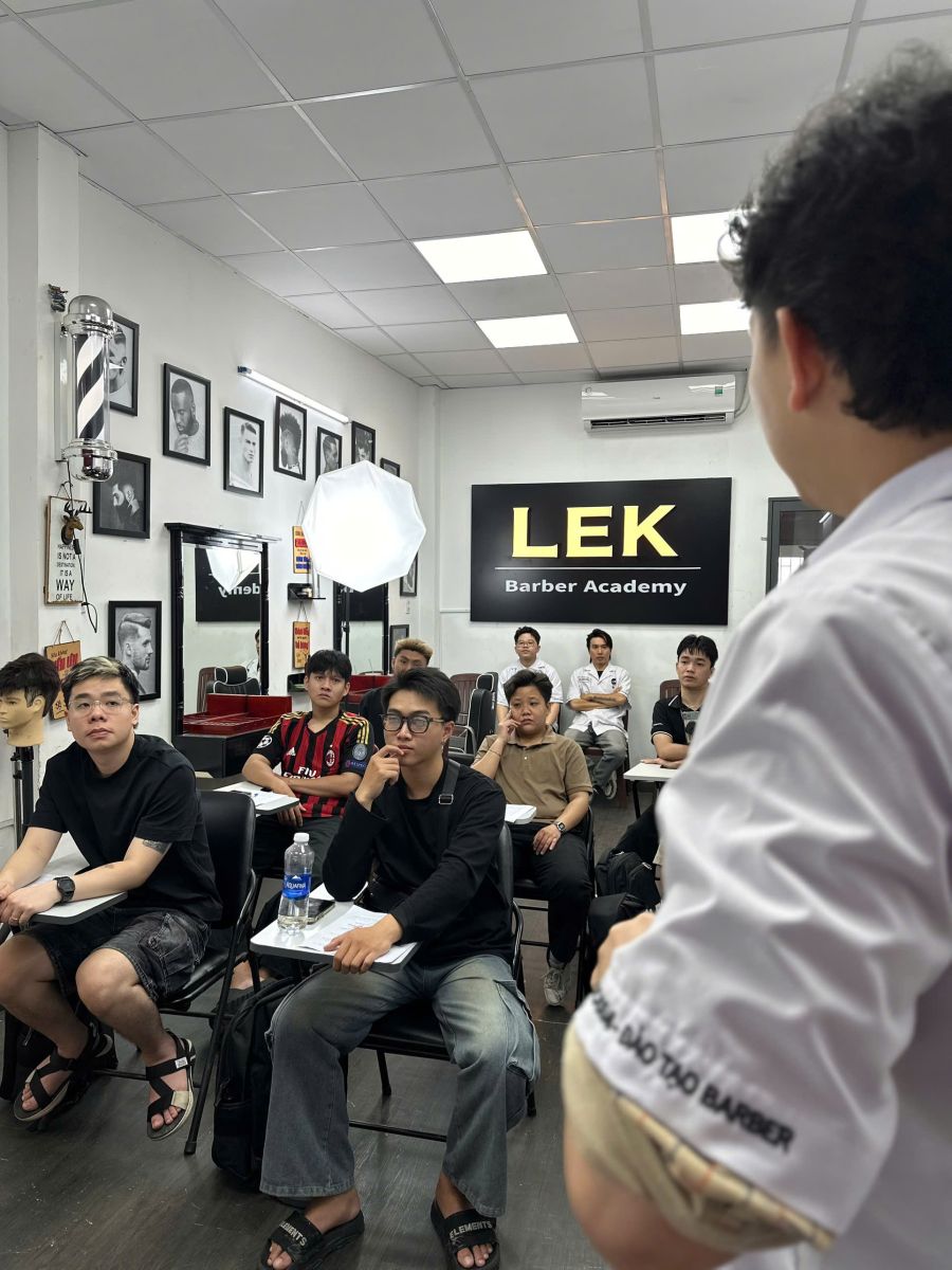 Đăng ký học barber 2026