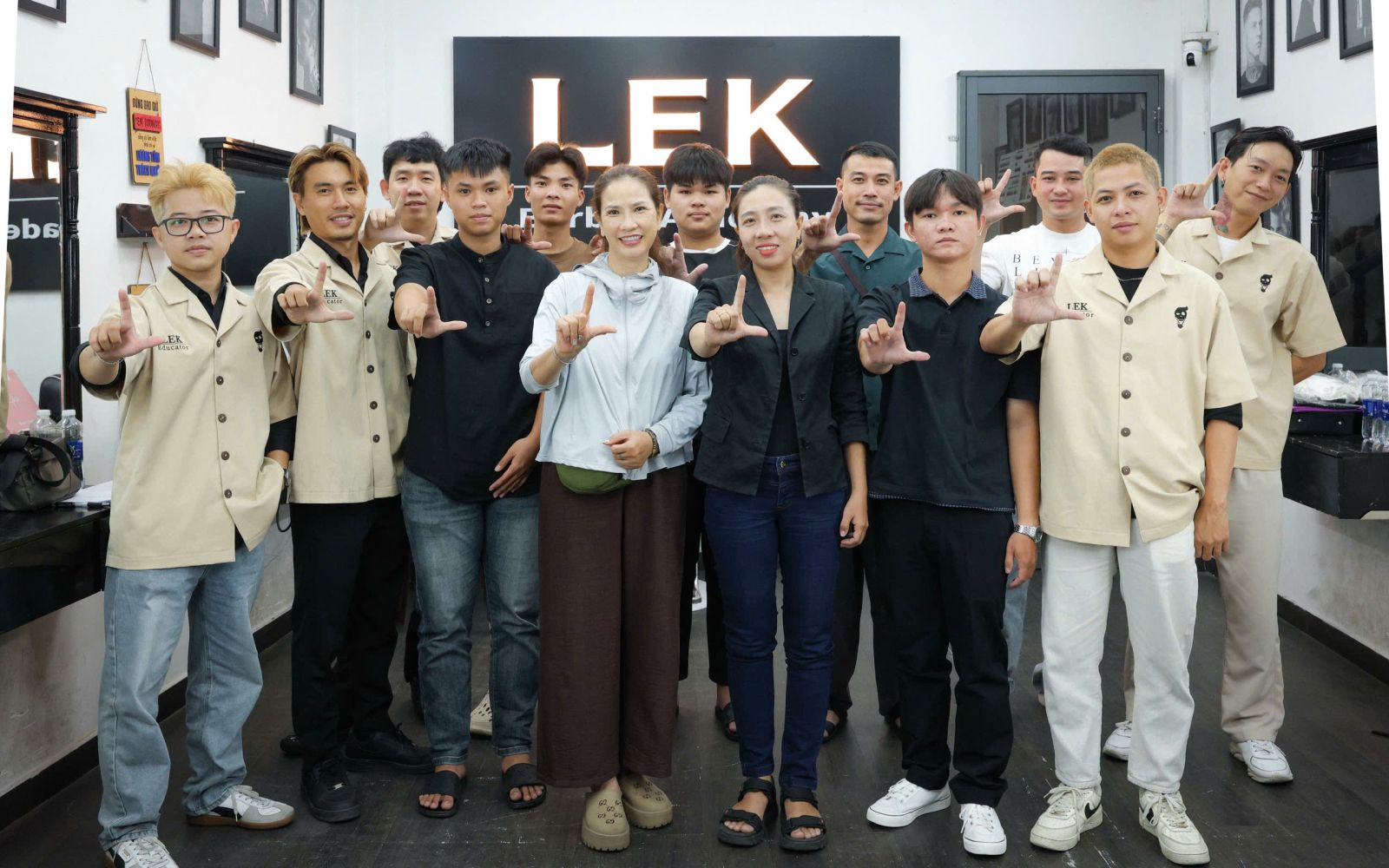 Các Học Viên Khoá Học Barber Chuyên Nghiệp Tháng 10