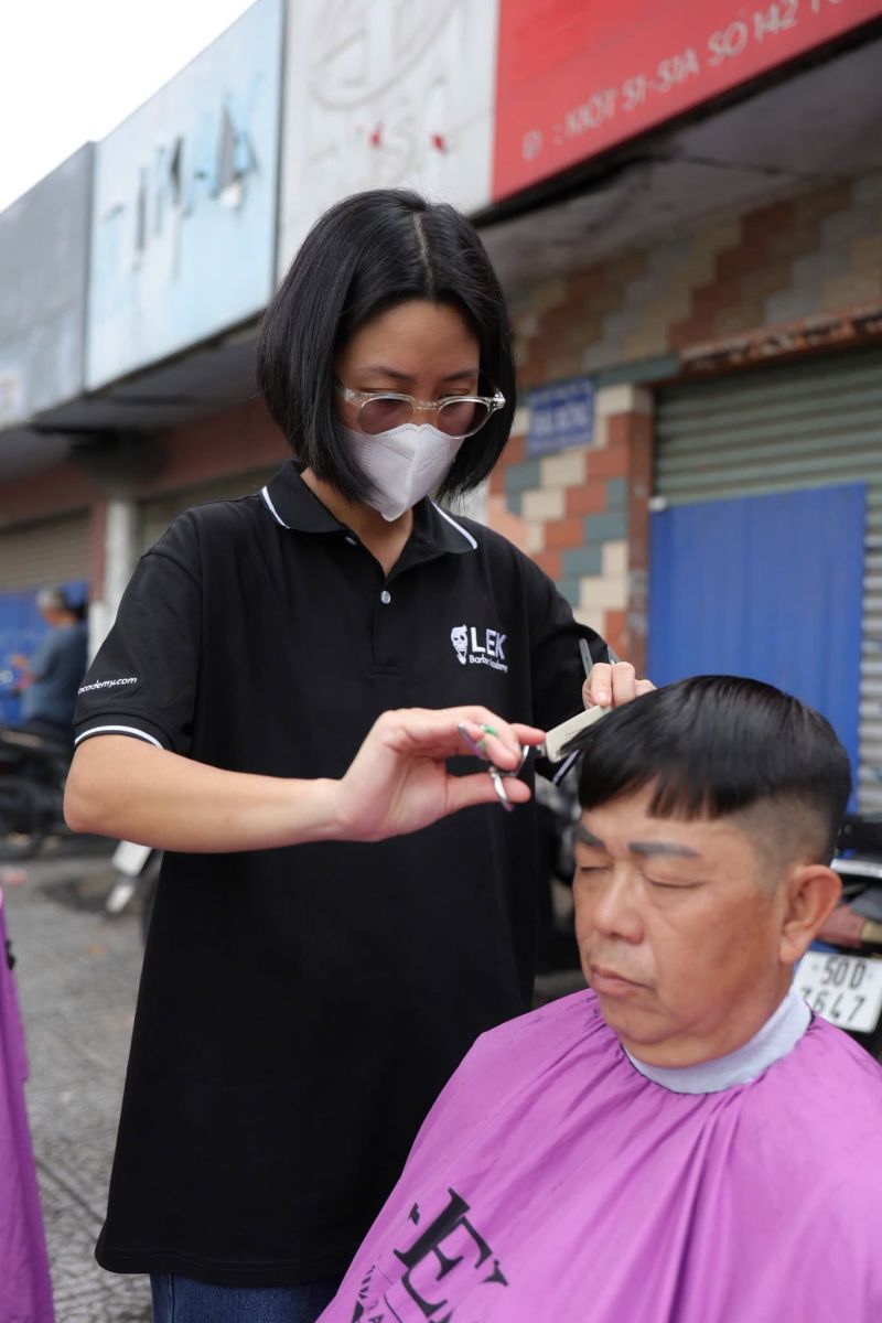 Ngày Đầu Tiên Cắt Tóc Cảm Giác Như Nào