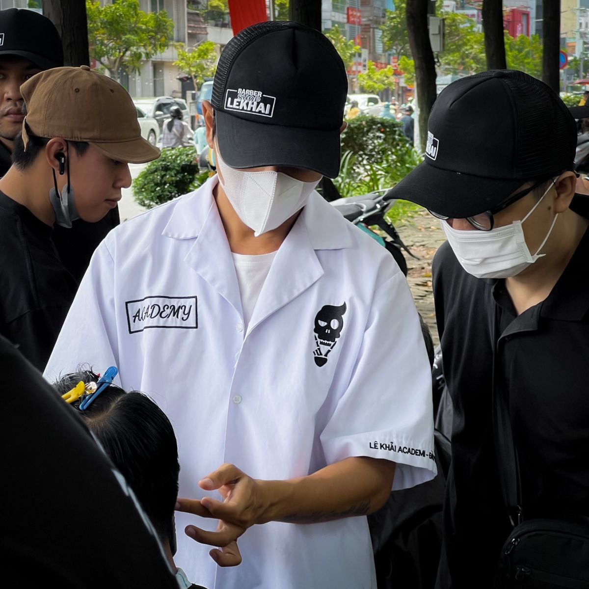 học cắt tóc nam có thầy kèm