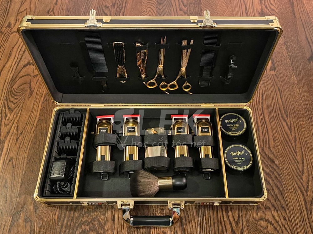 Vệ sinh dụng cụ barber