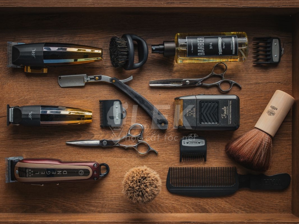 Vệ sinh dụng cụ barber