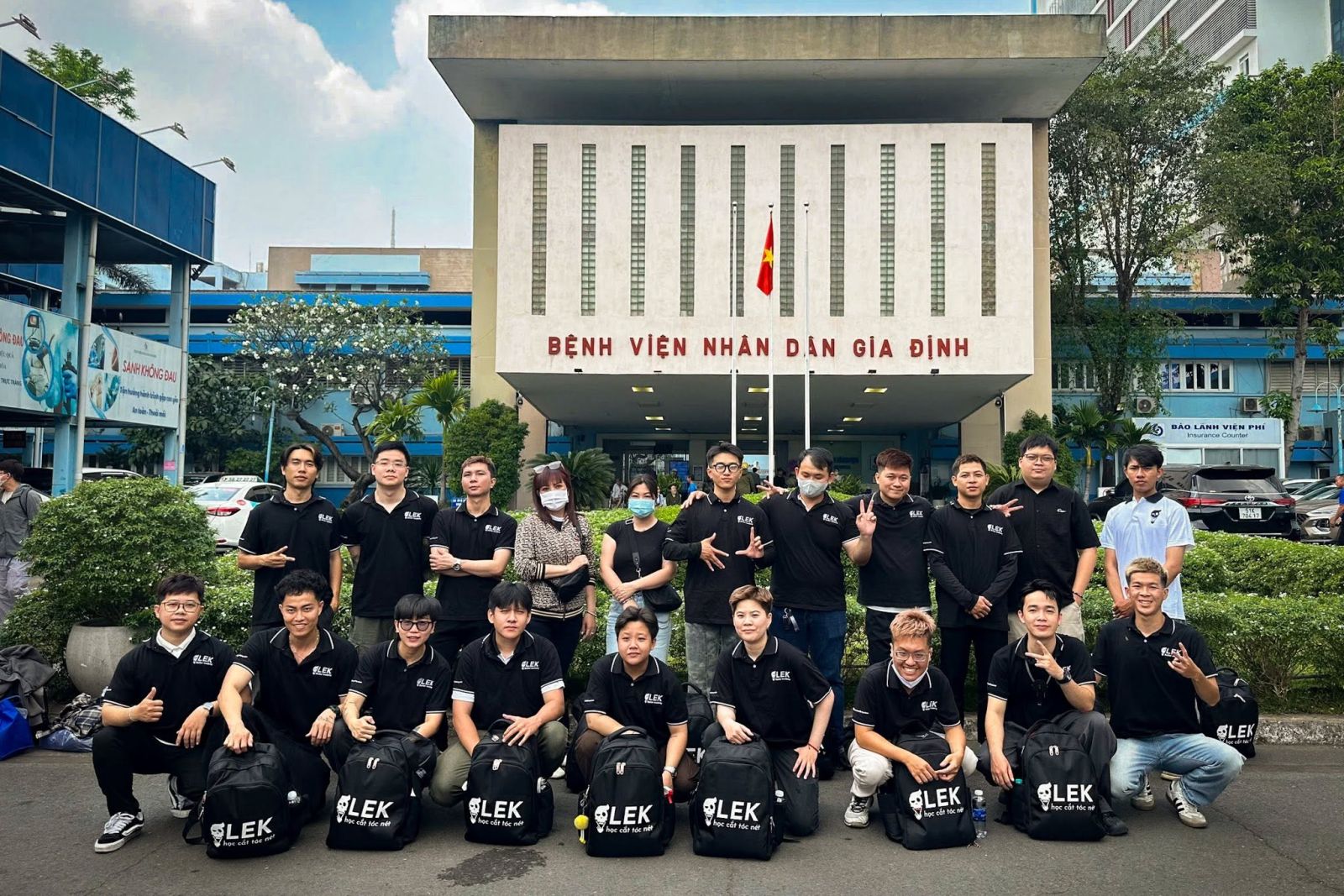 Việt kiều học barber tại Việt Nam
