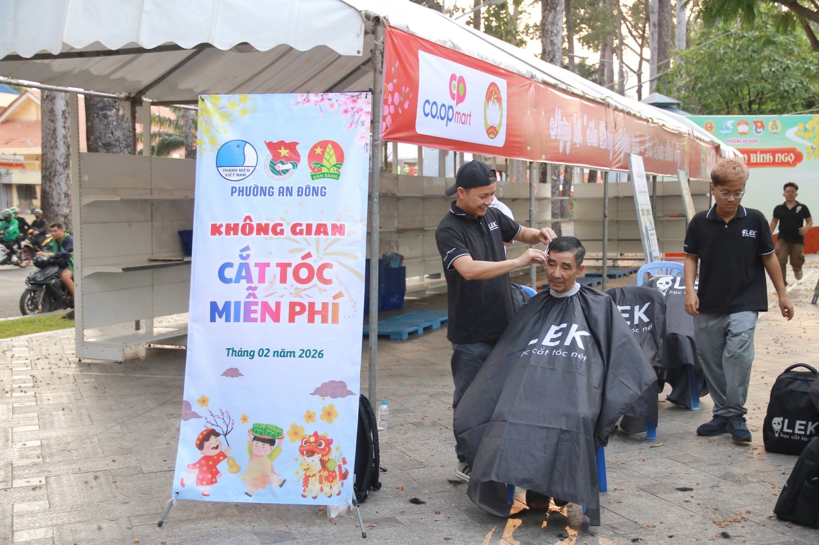 Cắt tóc miễn phí phường An Đông
