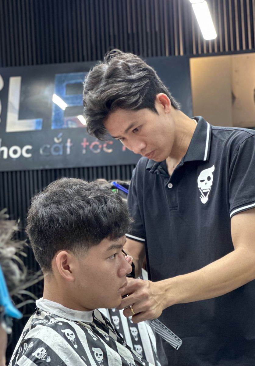 Học Barber HCM