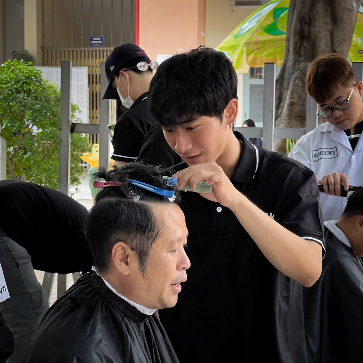 LEK Barber Academy