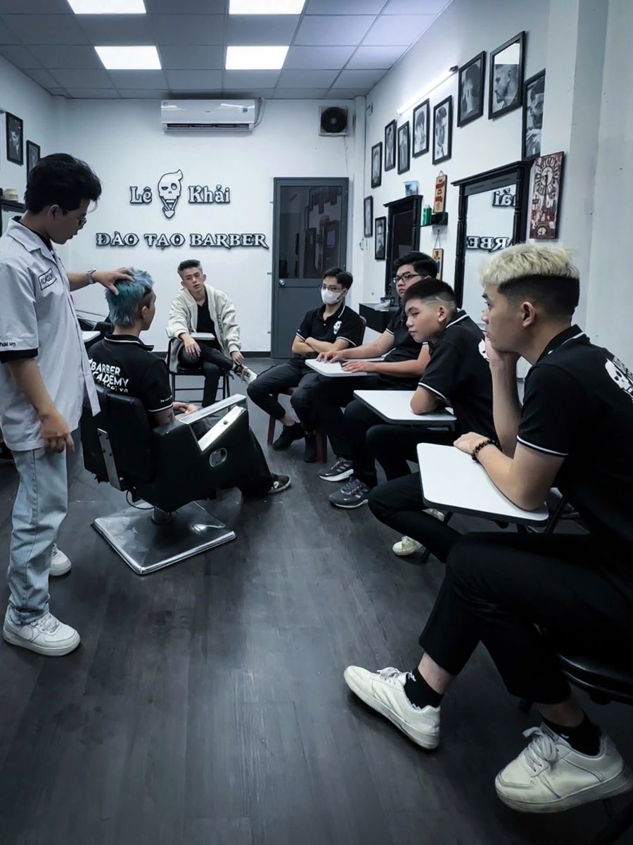 Khóa học cắt tóc nam