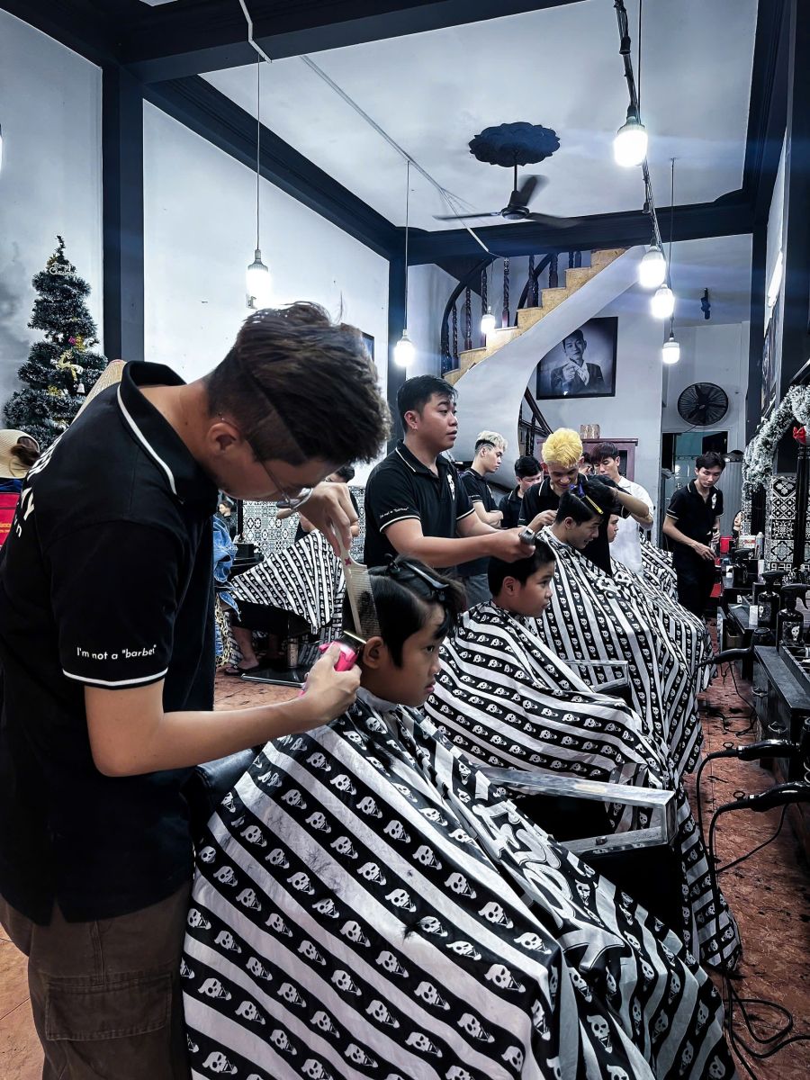 Khóa học cắt tóc nam