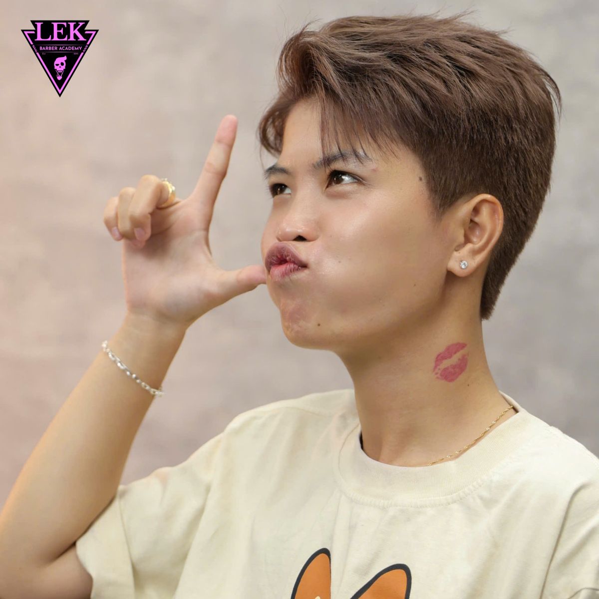 Kiểu Tóc Comma Hair
