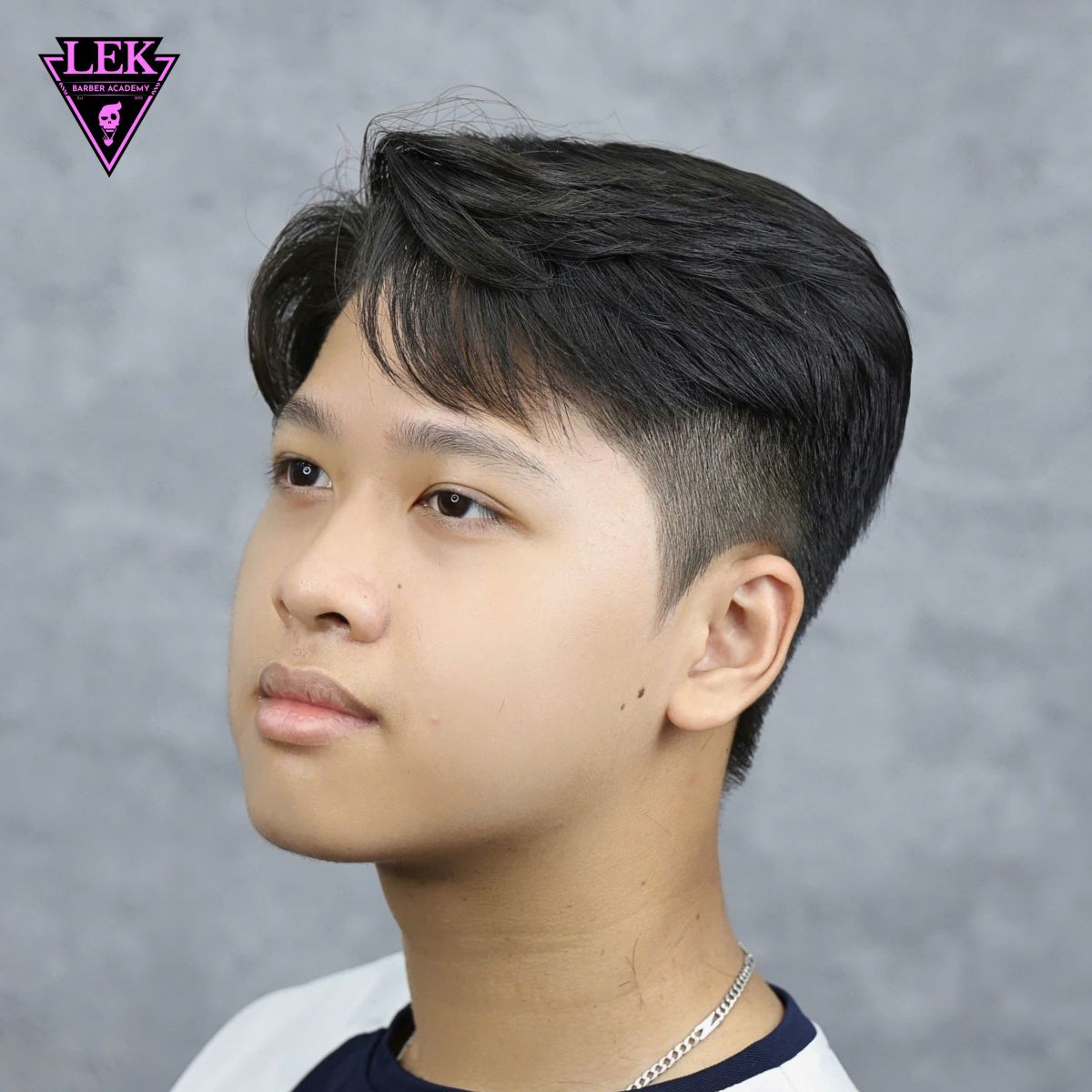 Kiểu Tóc Comma Hair