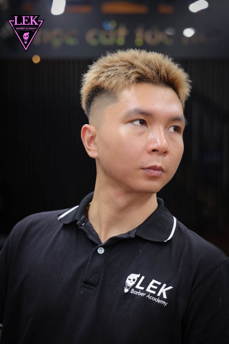 Kiểu Tóc Textured Crop