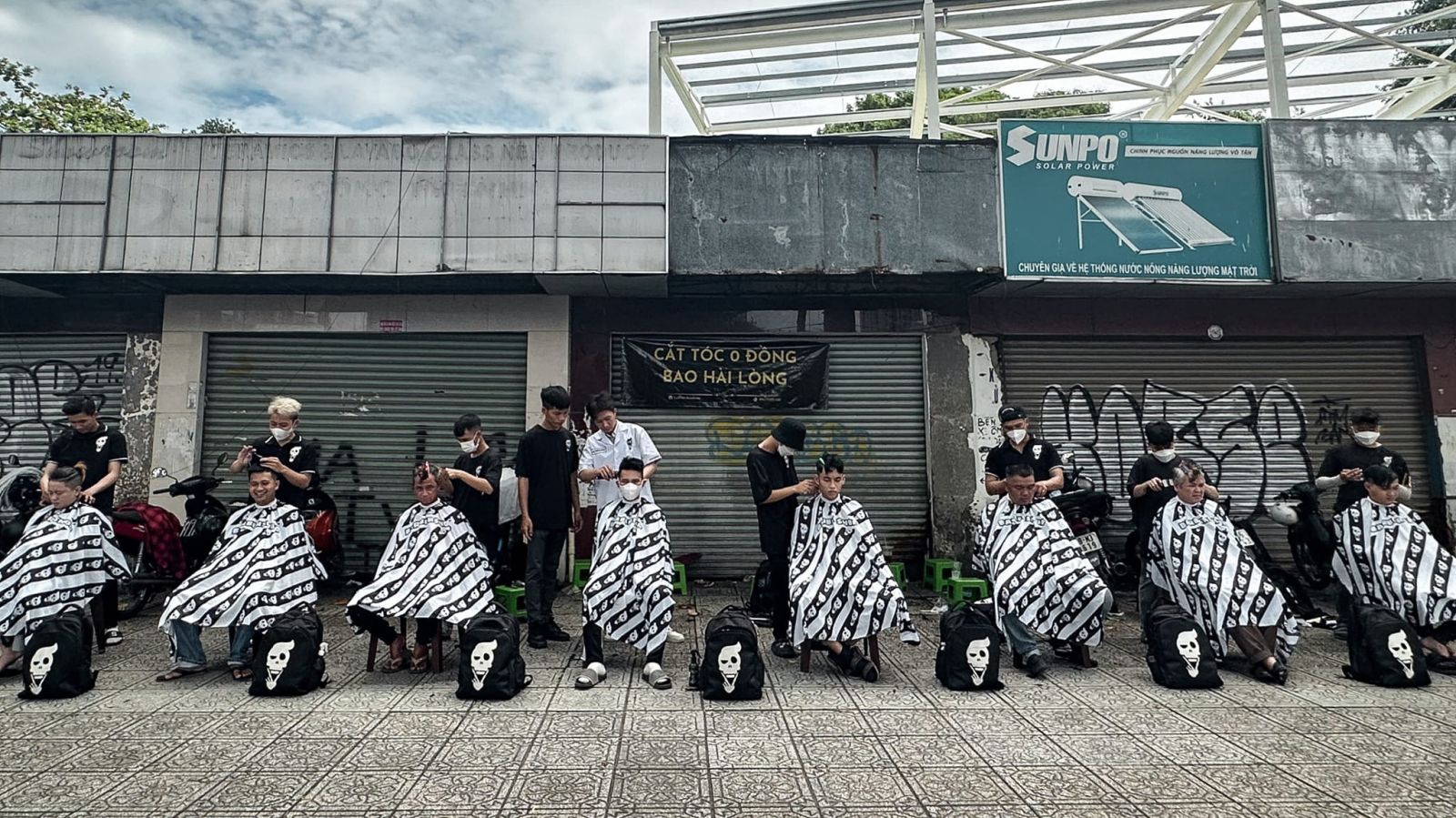 tiệm tóc 0 đồng