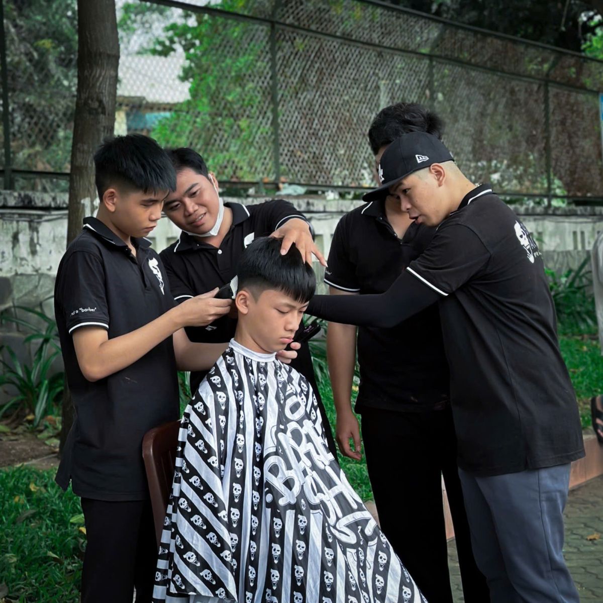 tiệm tóc 0 đồng